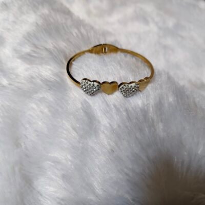 heart shaped bracelet