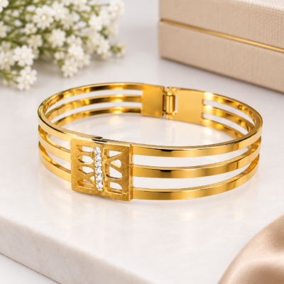 Home 8 Elegant Gold Tone Anti-Tarnish Bracelet for Women