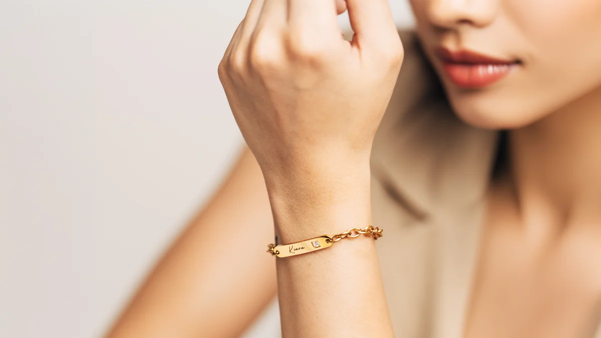 Home 1 women bracelets
